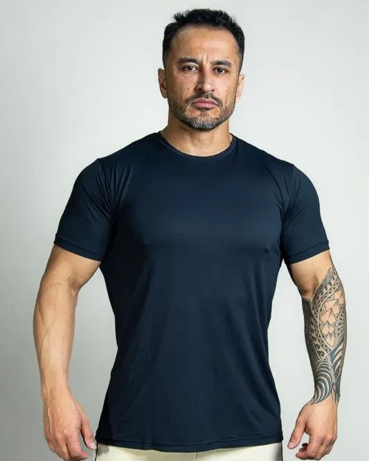 Camiseta Preta Básica Masculina 