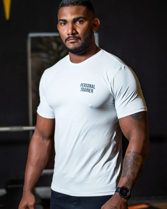 Camiseta Branca Personal Trainer Masculina Academia Hardcore Training